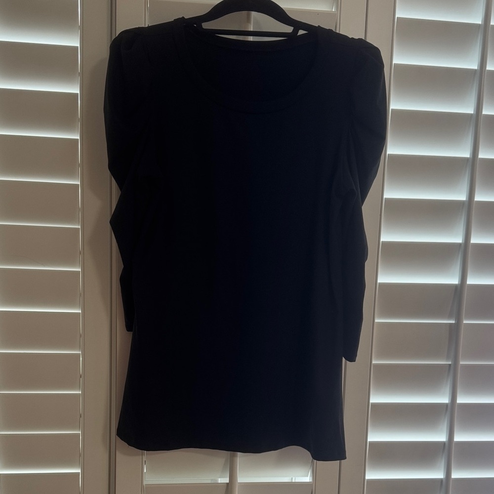Savvi, Large, Black 3/4 Sleeve Top